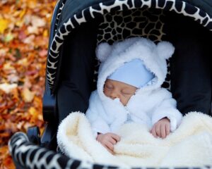 Wózek spacerowy z dużym siedziskiem